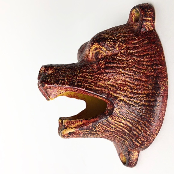 Cast Iron mounted trophy bear necklace wall holder - Picture 2 of 5